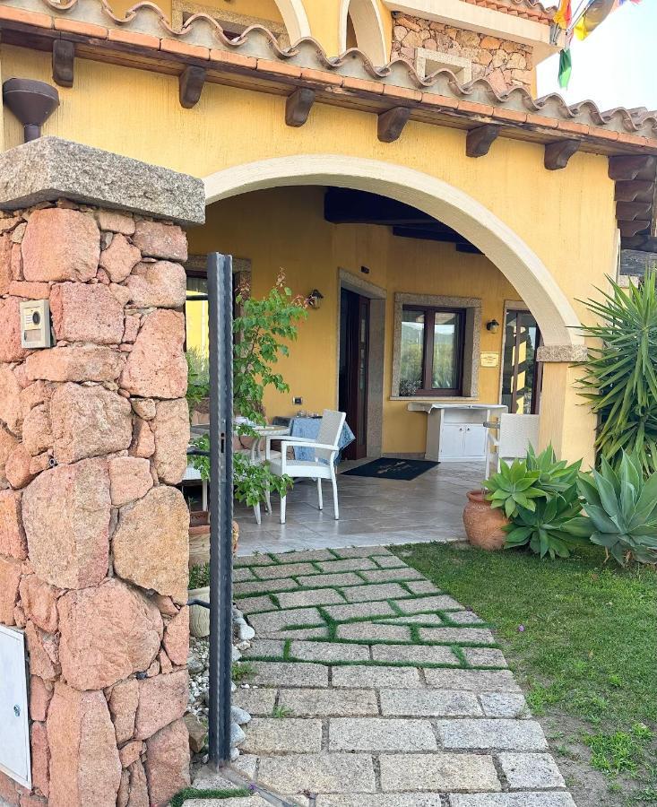 Hotel Sa Suergia Villasimius Exterior photo