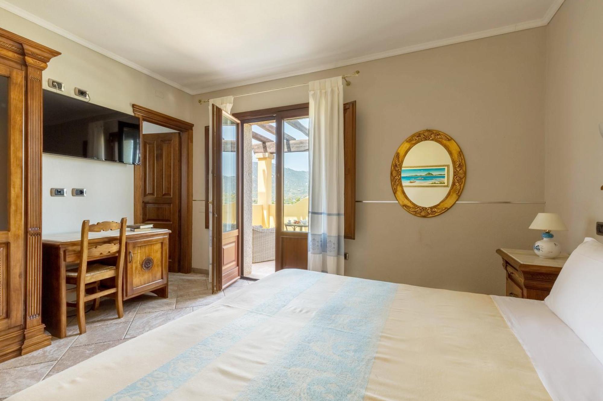 Hotel Sa Suergia Villasimius Exterior photo
