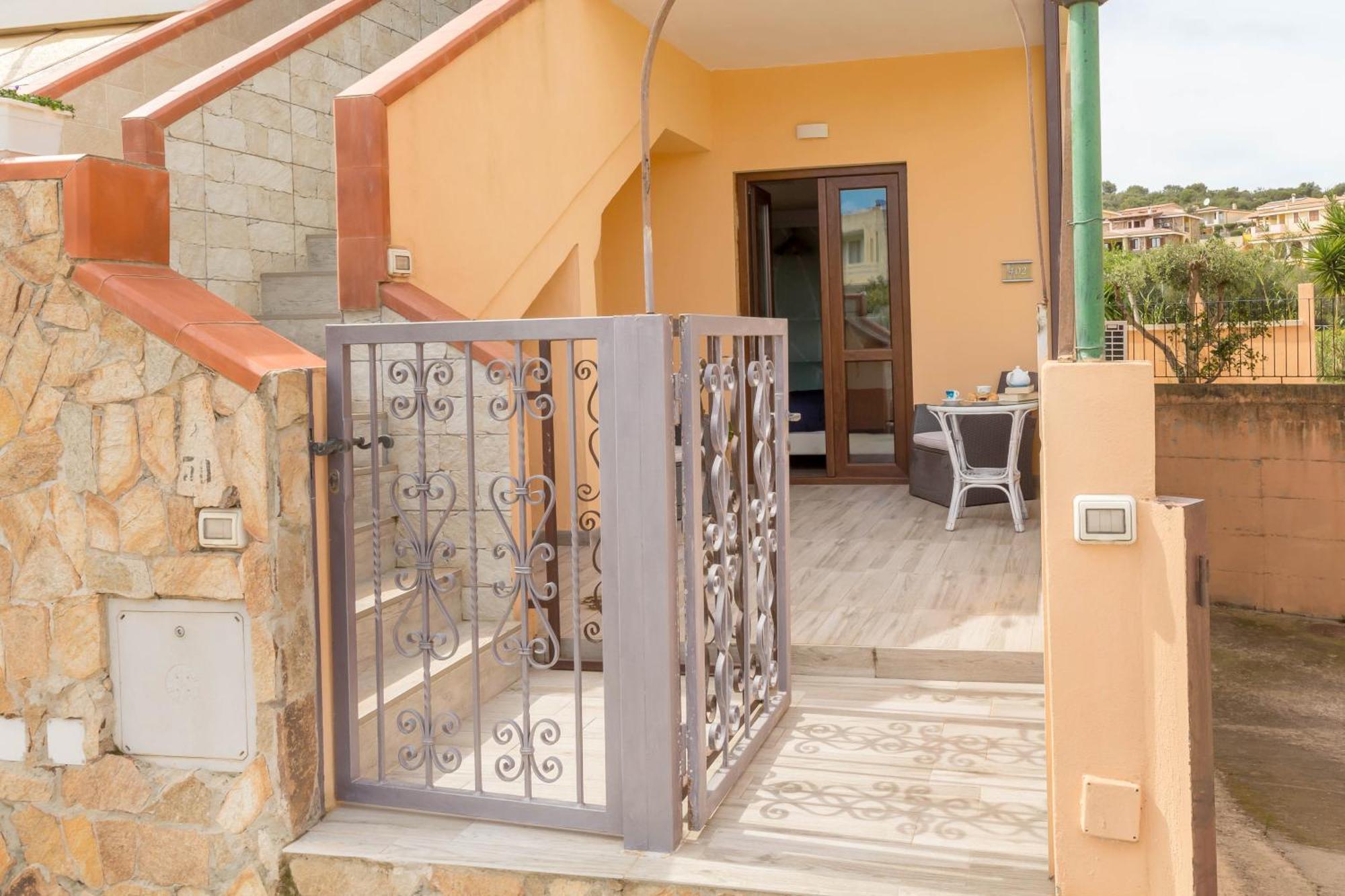 Hotel Sa Suergia Villasimius Exterior photo