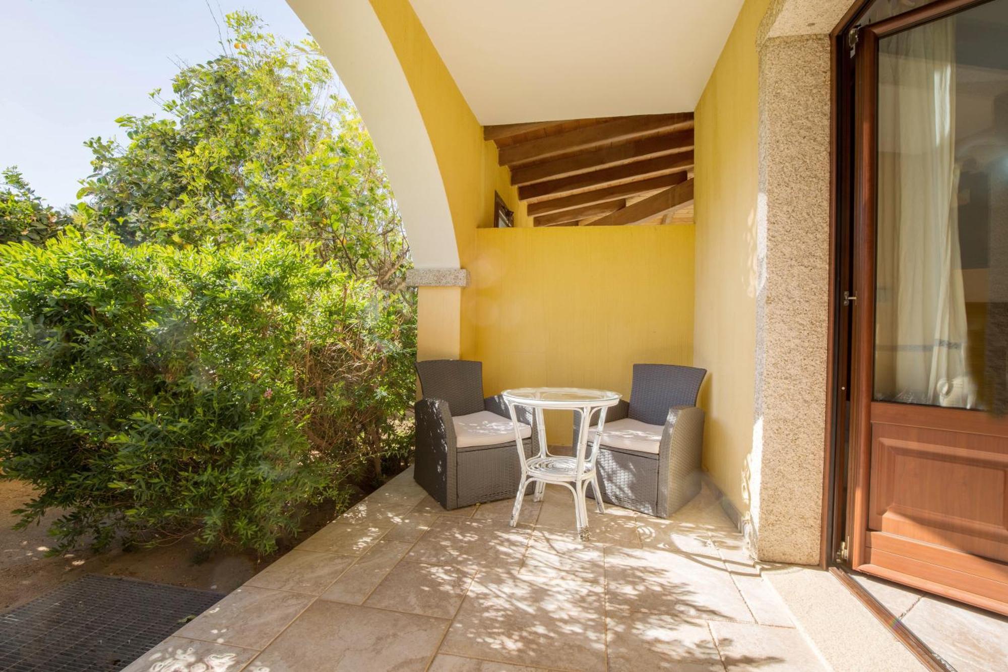 Hotel Sa Suergia Villasimius Exterior photo