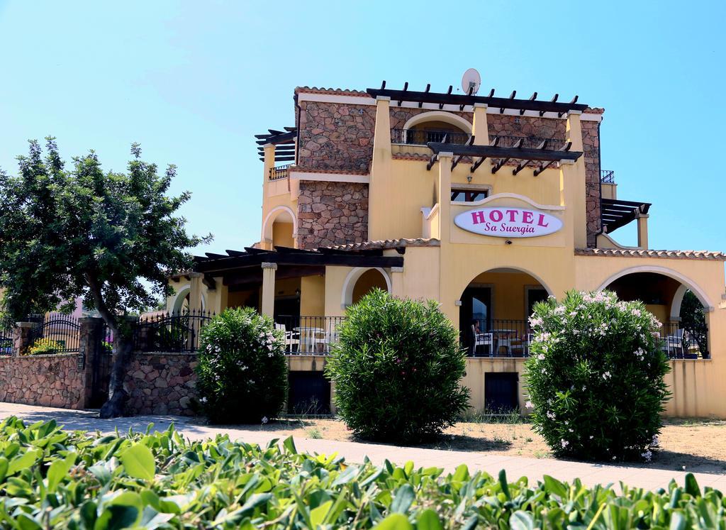 Hotel Sa Suergia Villasimius Exterior photo