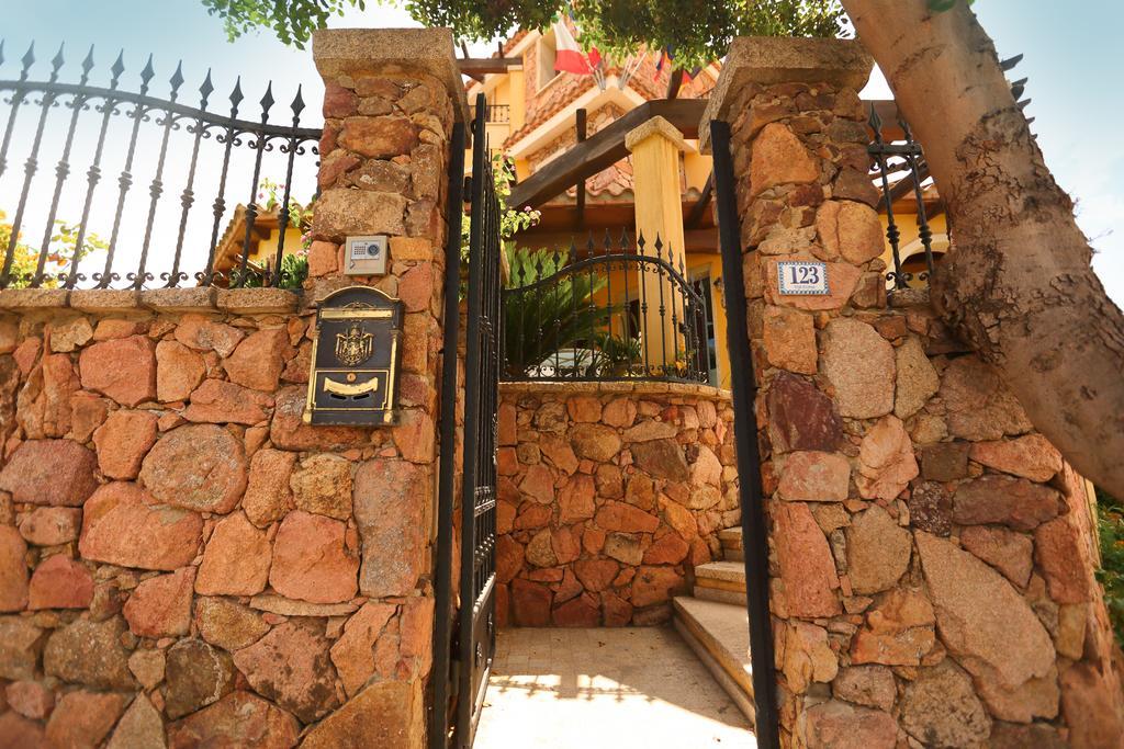 Hotel Sa Suergia Villasimius Exterior photo